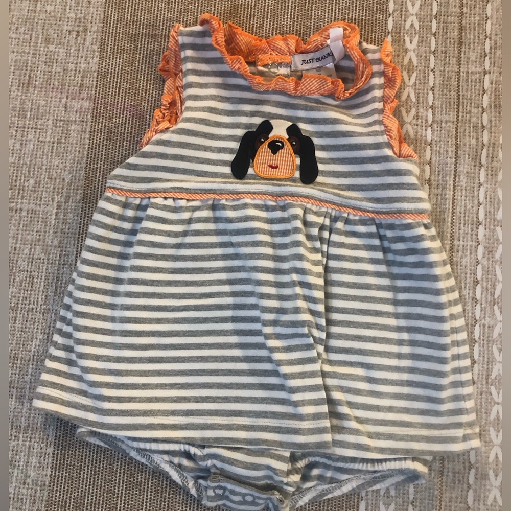 👗CLOSET CLEAR OUT👗 Tennessee UT Vols onesie - 6 month Smokey the dog